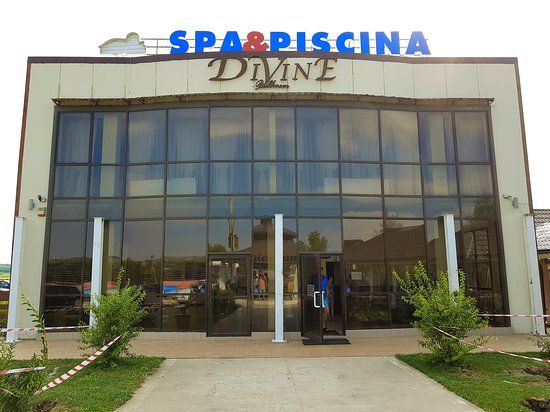 Piscina Spa Magic Land