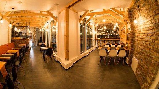 Urban lodge food and drinks
