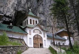 Mănăstirea Peștera Ialomiței