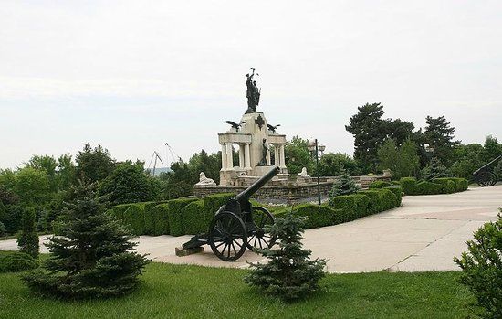 Monumentul Eroilor