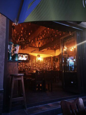 Moshu Pub