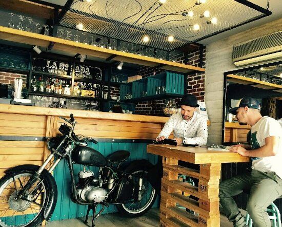 La Strada Coffee Shop